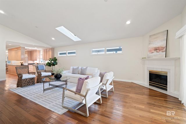 952 Edwards Avenue, Fairhope, AL 36532