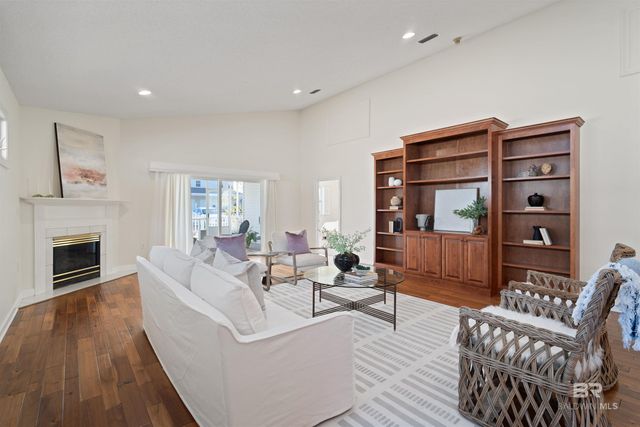 952 Edwards Avenue, Fairhope, AL 36532