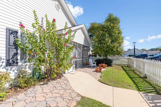 952 Edwards Avenue, Fairhope, AL 36532