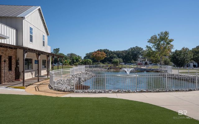 952 Edwards Avenue, Fairhope, AL 36532