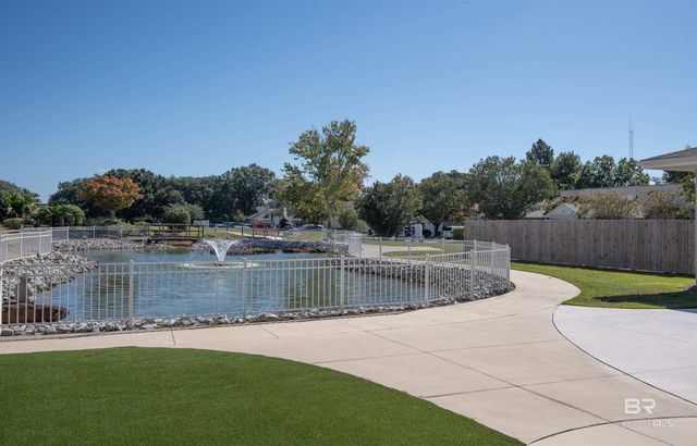 952 Edwards Avenue, Fairhope, AL 36532