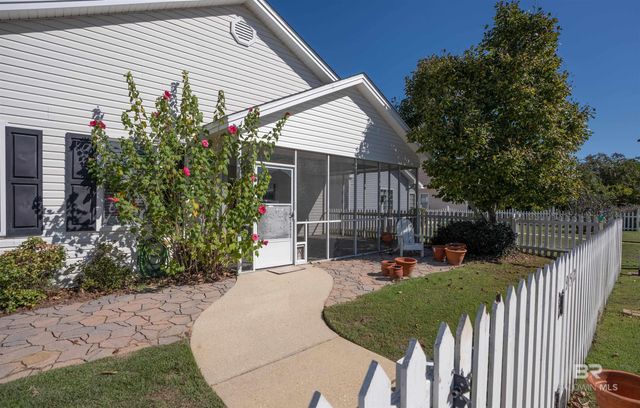 952 Edwards Avenue, Fairhope, AL 36532