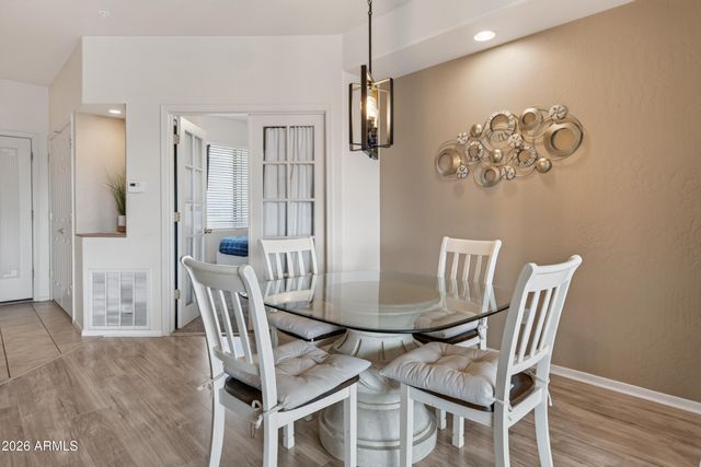 11500 E COCHISE Drive 2038, Scottsdale, AZ 85259