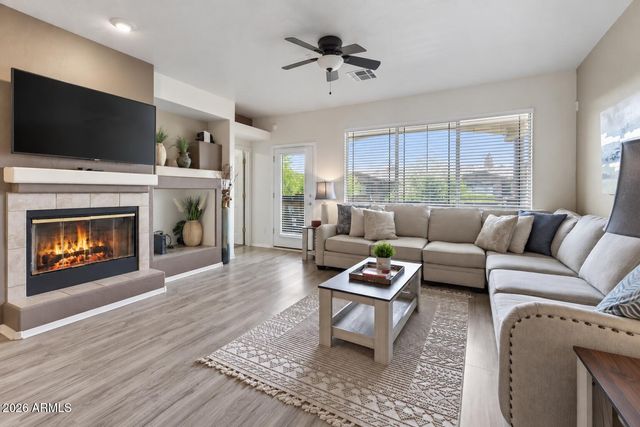 11500 E COCHISE Drive 2038, Scottsdale, AZ 85259