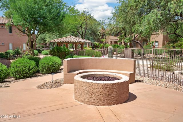 11500 E COCHISE Drive 2038, Scottsdale, AZ 85259