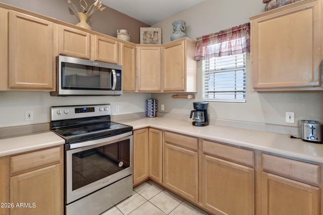 11500 E COCHISE Drive 2038, Scottsdale, AZ 85259
