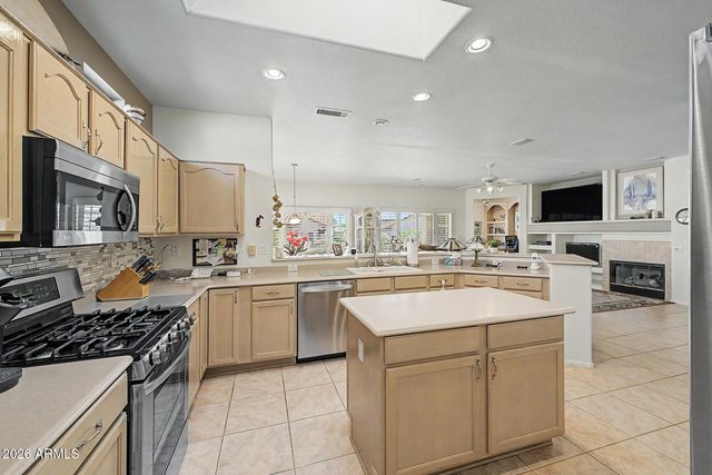 15307 W PASADENA Drive, Surprise, AZ 85374