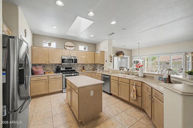 15307 W PASADENA Drive, Surprise, AZ 85374