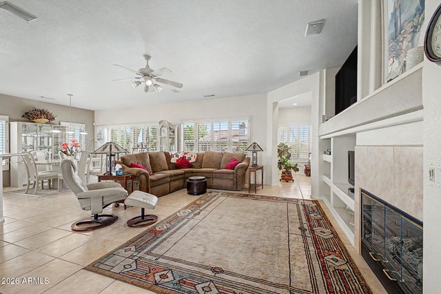 15307 W PASADENA Drive, Surprise, AZ 85374