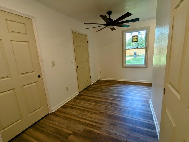 715 W James Avenue, Rossville, GA 30741