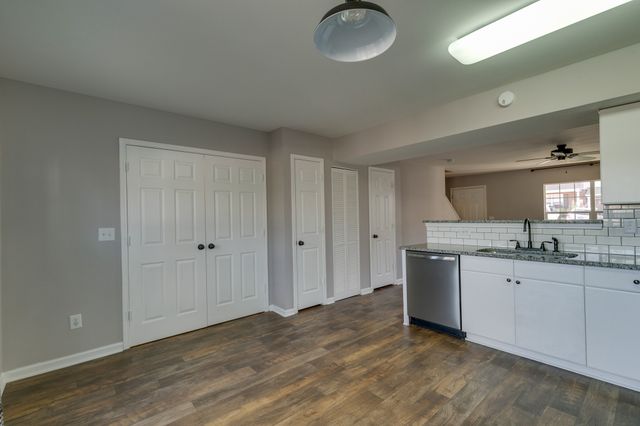 7404 Rice Ct, Fairview, TN 37062