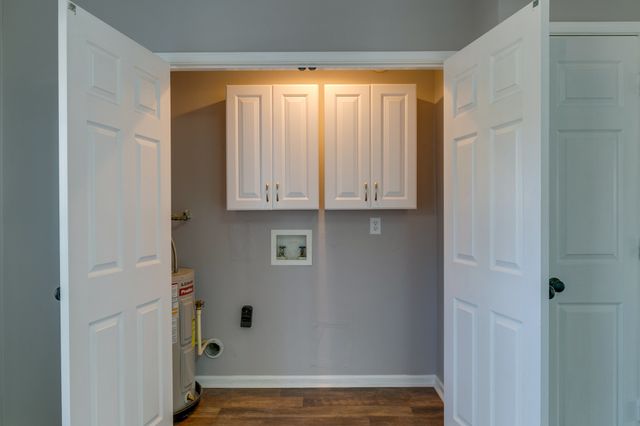 7404 Rice Ct, Fairview, TN 37062