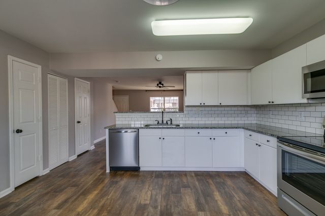 7404 Rice Ct, Fairview, TN 37062