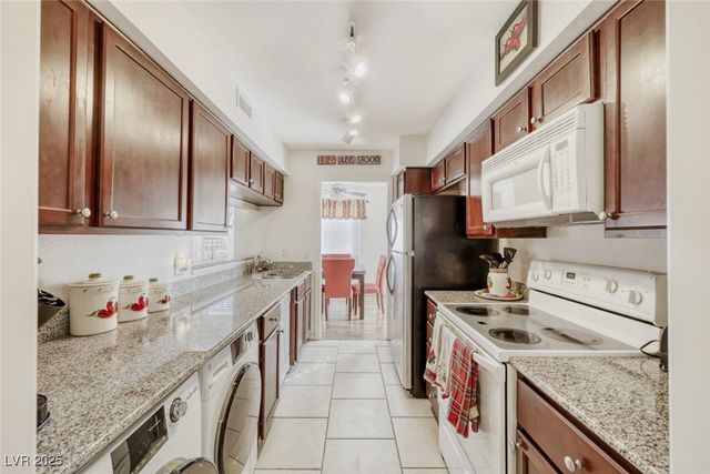 2807 Geary Place 2501, Las Vegas, NV 89109