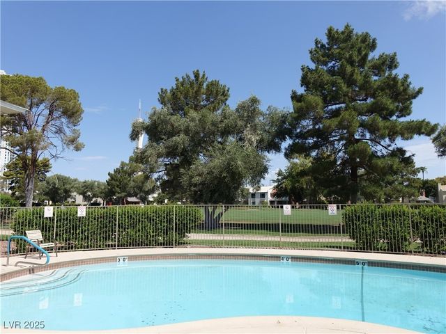 2807 Geary Place 2501, Las Vegas, NV 89109