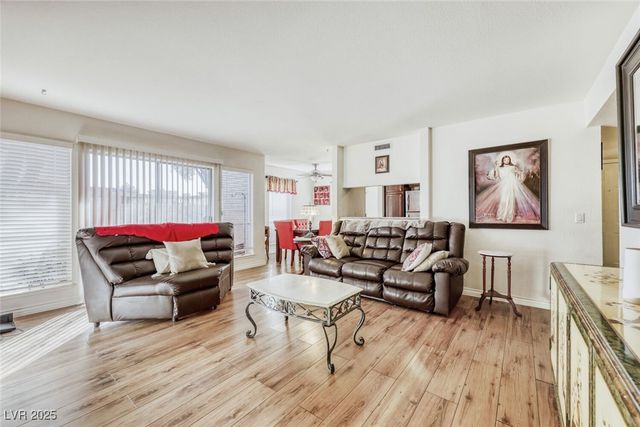 2807 Geary Place 2501, Las Vegas, NV 89109