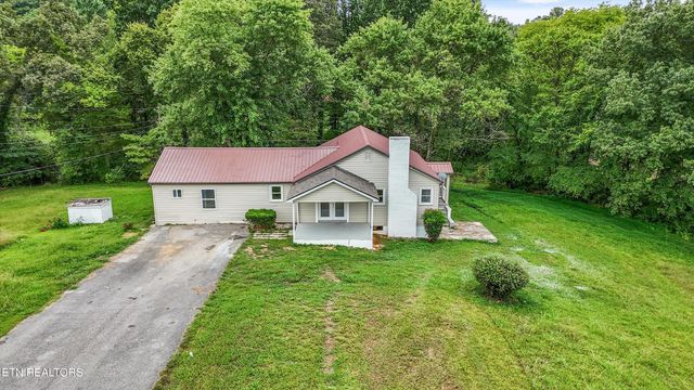 2506 Mine Rd, Mascot, TN 37806
