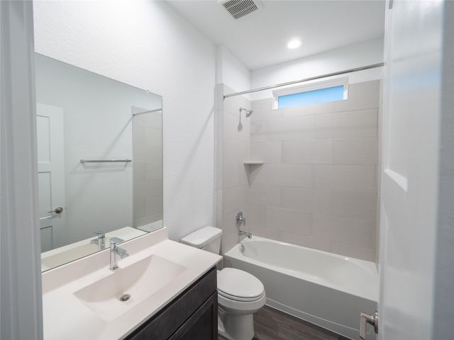 387 Westlake Terrace Drive, Conroe, TX 77304