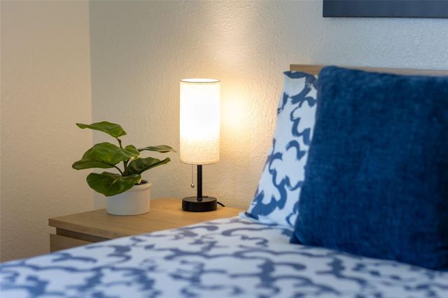 18506 E De Vaca, Galveston, TX 77554