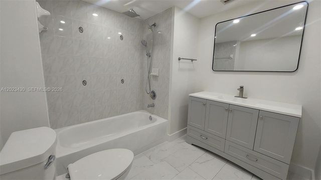 2642 Collins Ave 408, Miami Beach, FL 33140