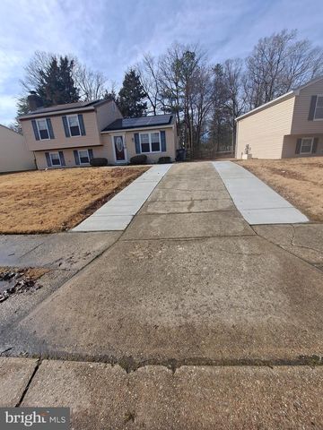 1208 BANNISTER CIR, Waldorf, MD 20602