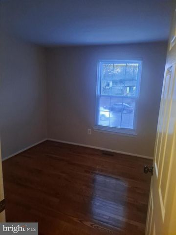 1208 BANNISTER CIR, Waldorf, MD 20602