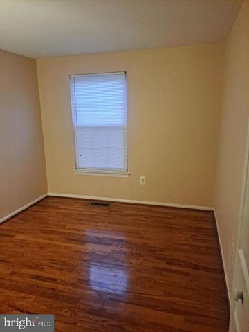 1208 BANNISTER CIR, Waldorf, MD 20602