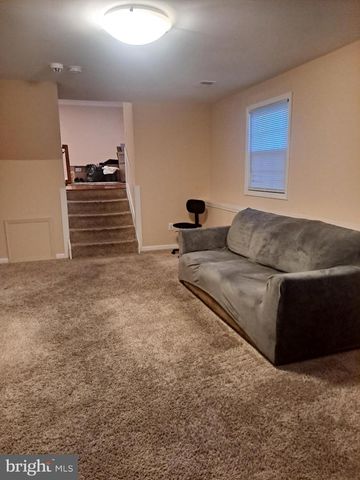 1208 BANNISTER CIR, Waldorf, MD 20602