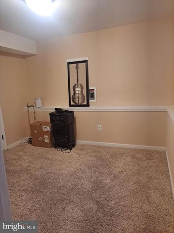 1208 BANNISTER CIR, Waldorf, MD 20602