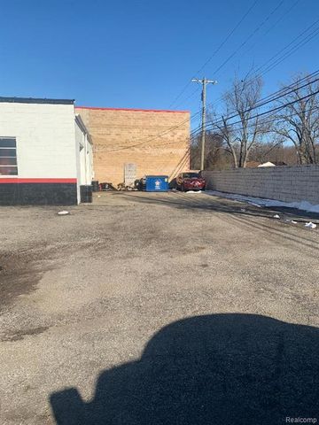 36125 Ford Road, Westland, MI 48185