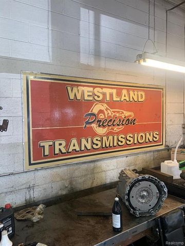 36125 Ford Road, Westland, MI 48185