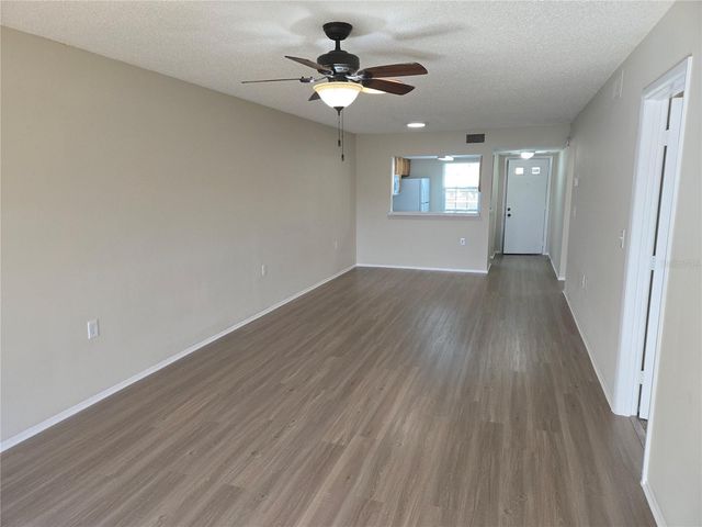 11130 CARRIAGE HILL DRIVE 4, Port Richey, FL 34668