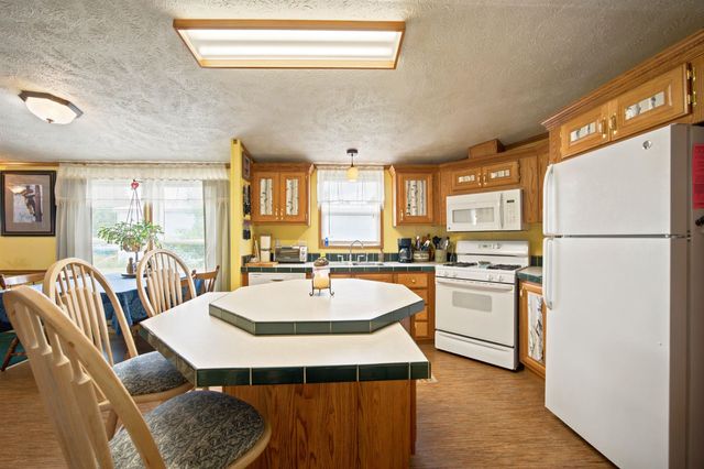 37 Circle Drive, Belmont, NH 03220