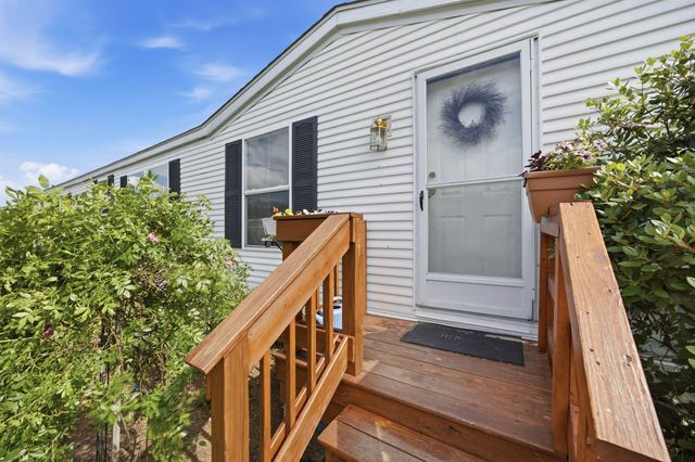 37 Circle Drive, Belmont, NH 03220