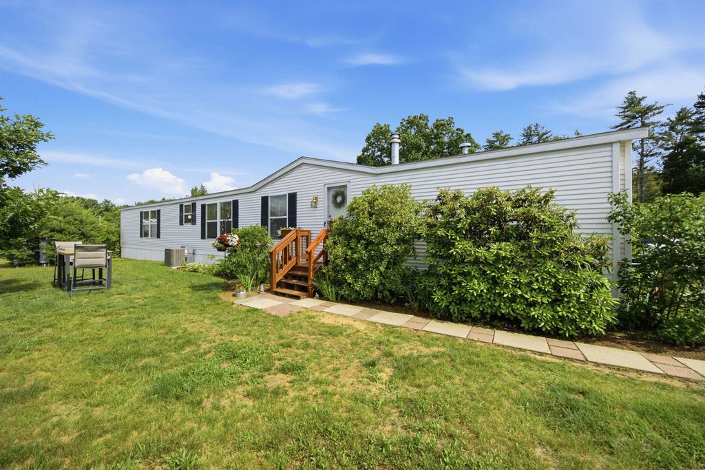 37 Circle Drive, Belmont, NH 03220