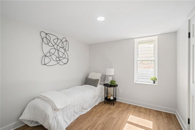 1339 S Hocker Avenue, Independence, MO 64055