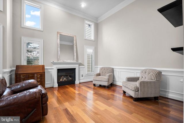 16503 LONEOAK PL, Hamilton, VA 20158