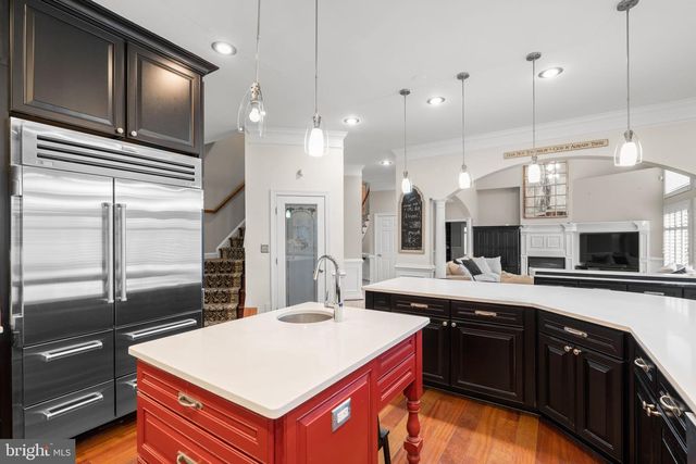 16503 LONEOAK PL, Hamilton, VA 20158