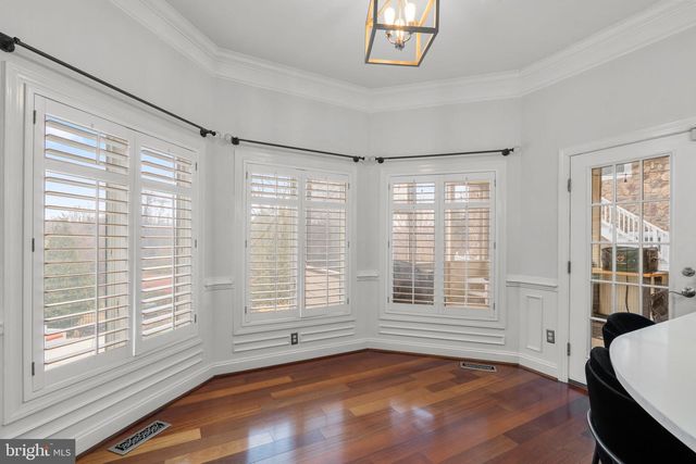 16503 LONEOAK PL, Hamilton, VA 20158