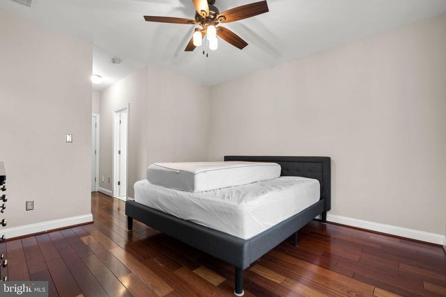 16503 LONEOAK PL, Hamilton, VA 20158