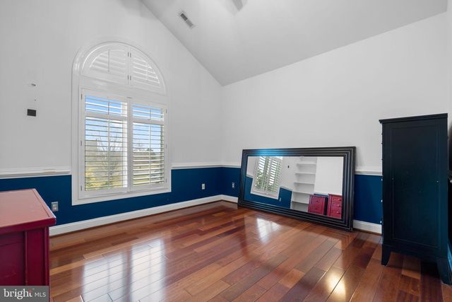 16503 LONEOAK PL, Hamilton, VA 20158