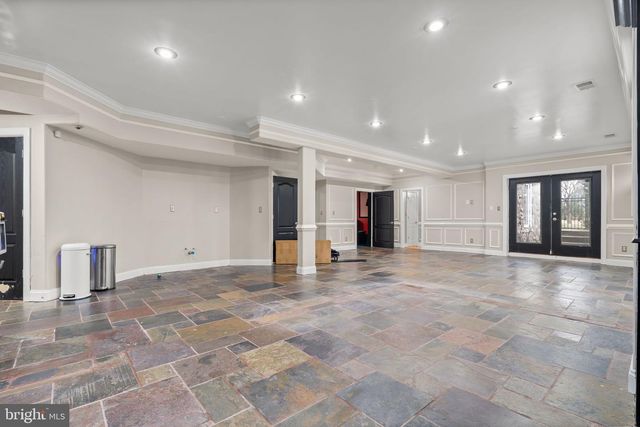 16503 LONEOAK PL, Hamilton, VA 20158