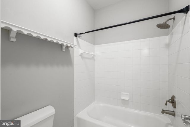 16503 LONEOAK PL, Hamilton, VA 20158