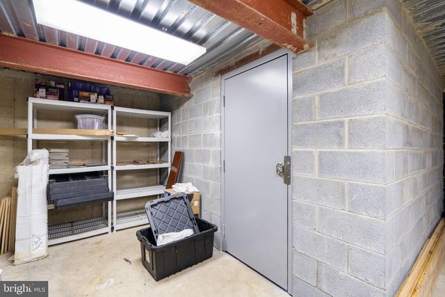 16503 LONEOAK PL, Hamilton, VA 20158