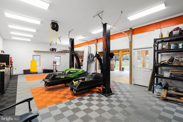 16503 LONEOAK PL, Hamilton, VA 20158