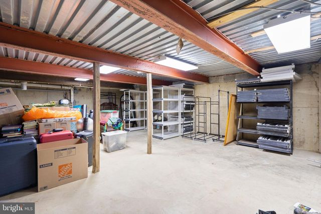 16503 LONEOAK PL, Hamilton, VA 20158