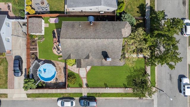 8 Pearl Street, Bethpage, NY 11714