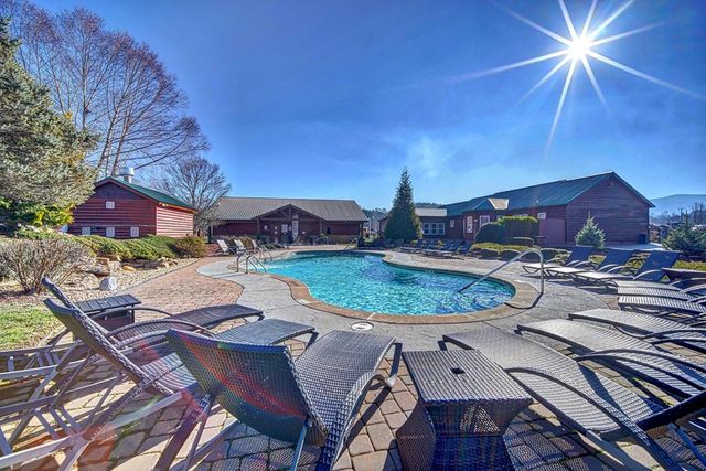 310 Mountain Creek Road, Blairsville, GA 30512