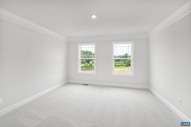 135 PARK RIDGE DR, Crozet, VA 22932