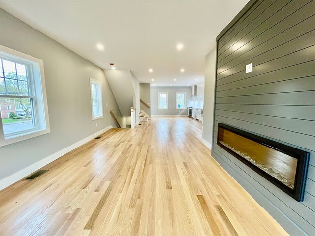 75 Neponset Street 75, Canton, MA 02021